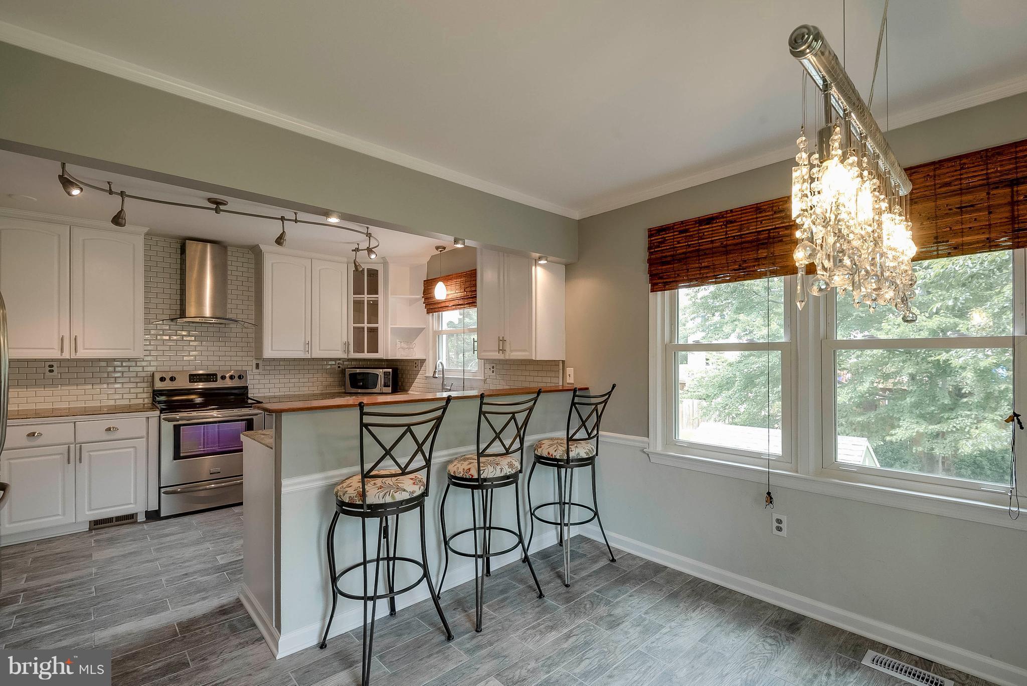 COURTS OF CHANDON - Residential