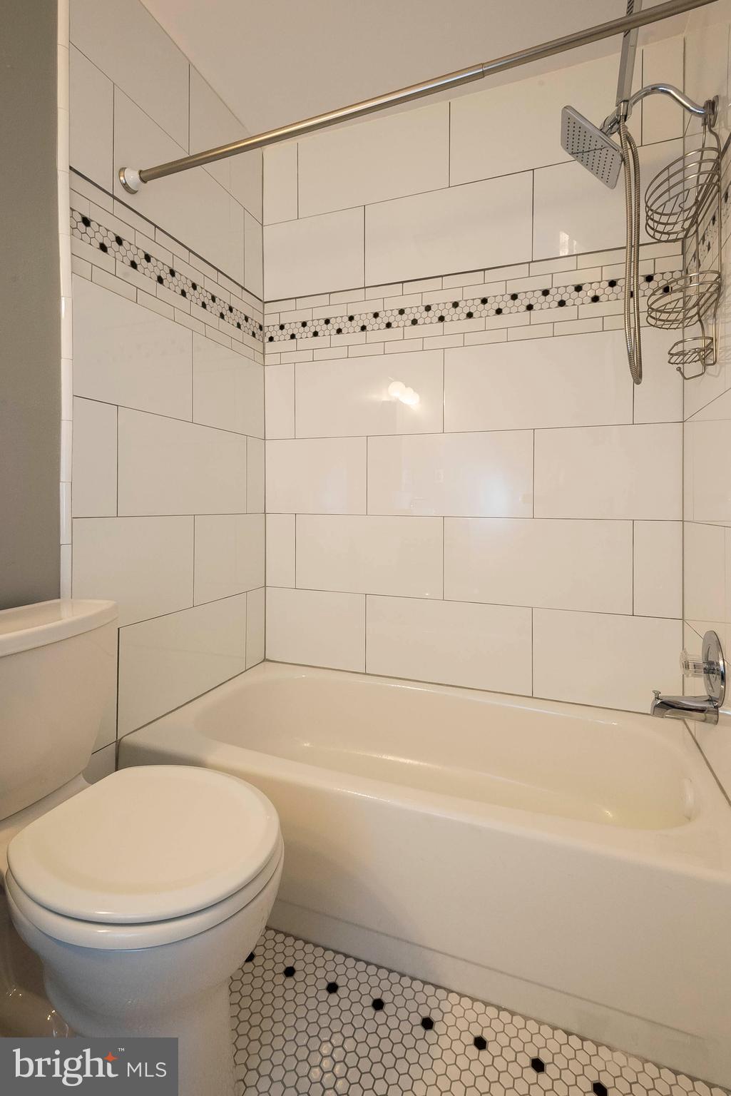 COURTS OF CHANDON - Residential