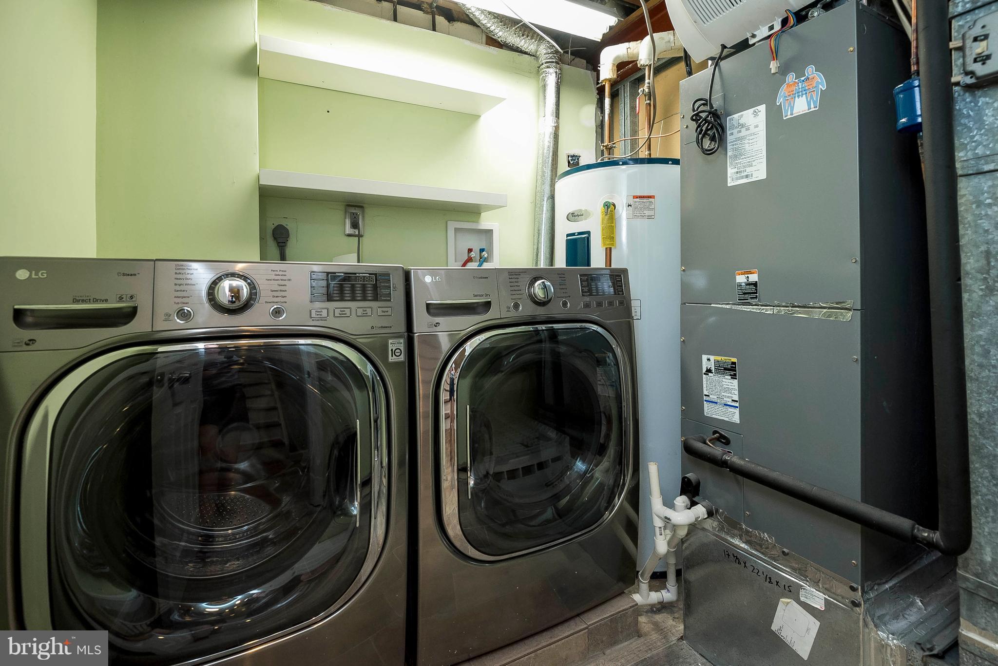 COURTS OF CHANDON - Residential