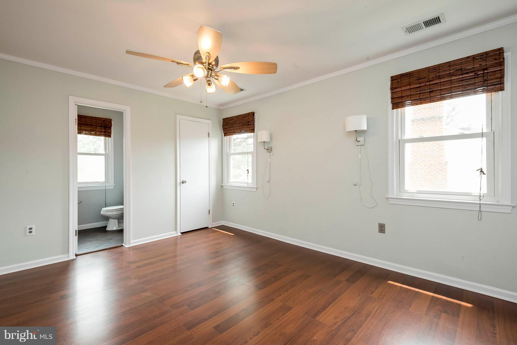 COURTS OF CHANDON - Residential