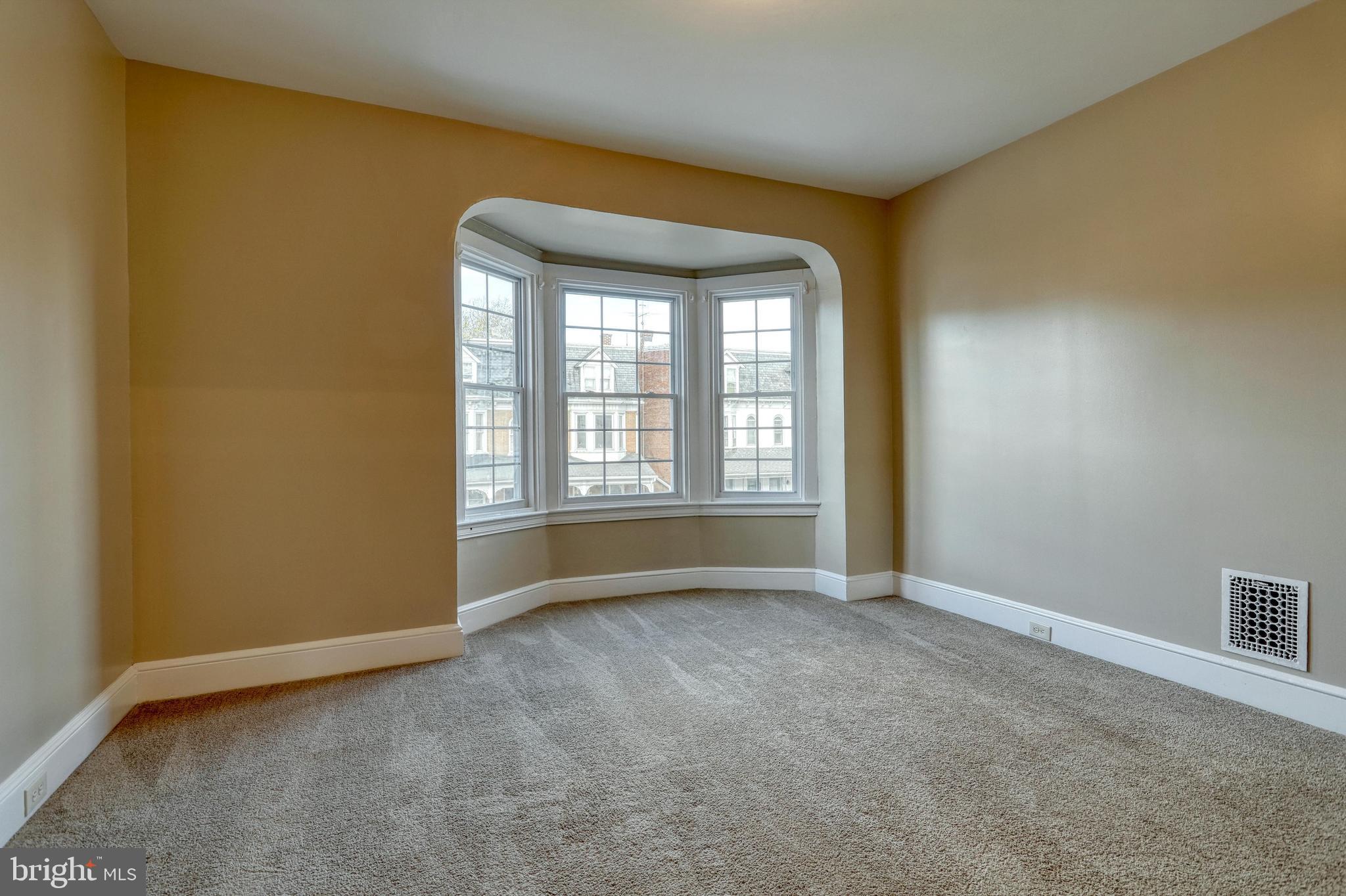 THE AVENUES - Residential