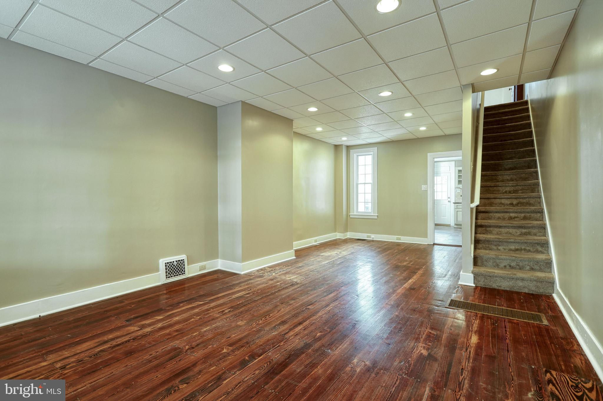 THE AVENUES - Residential