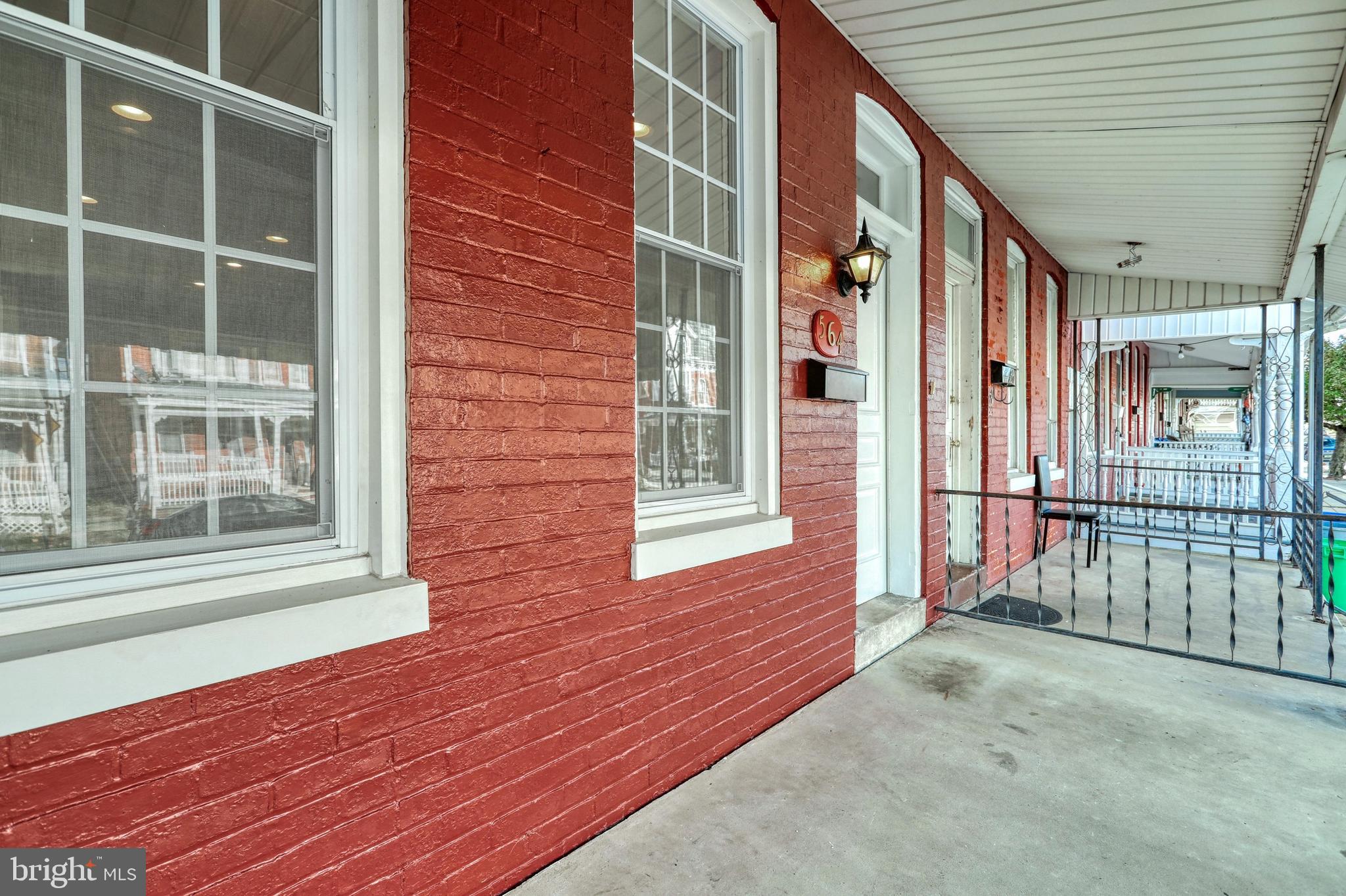 THE AVENUES - Residential