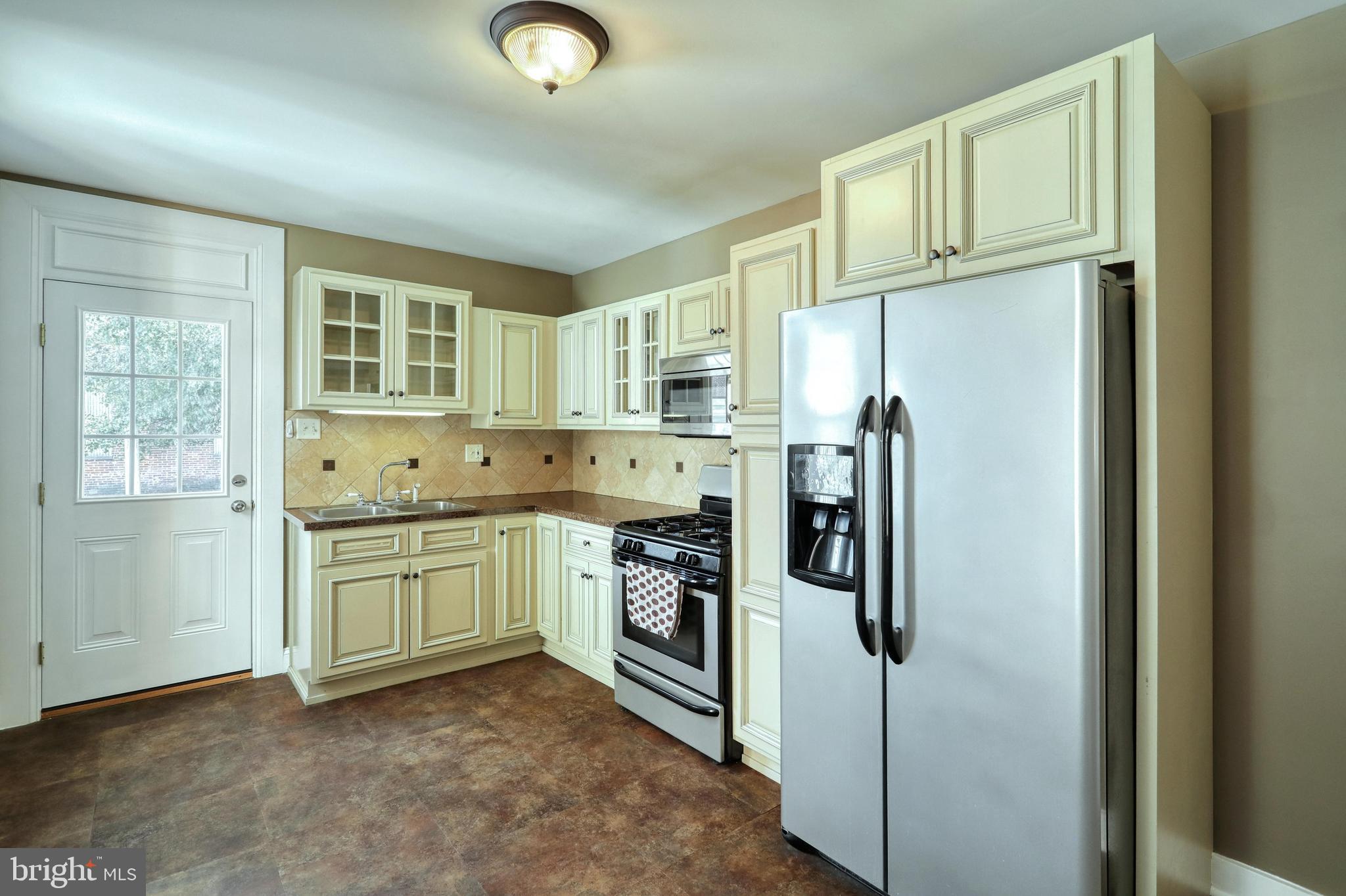 THE AVENUES - Residential