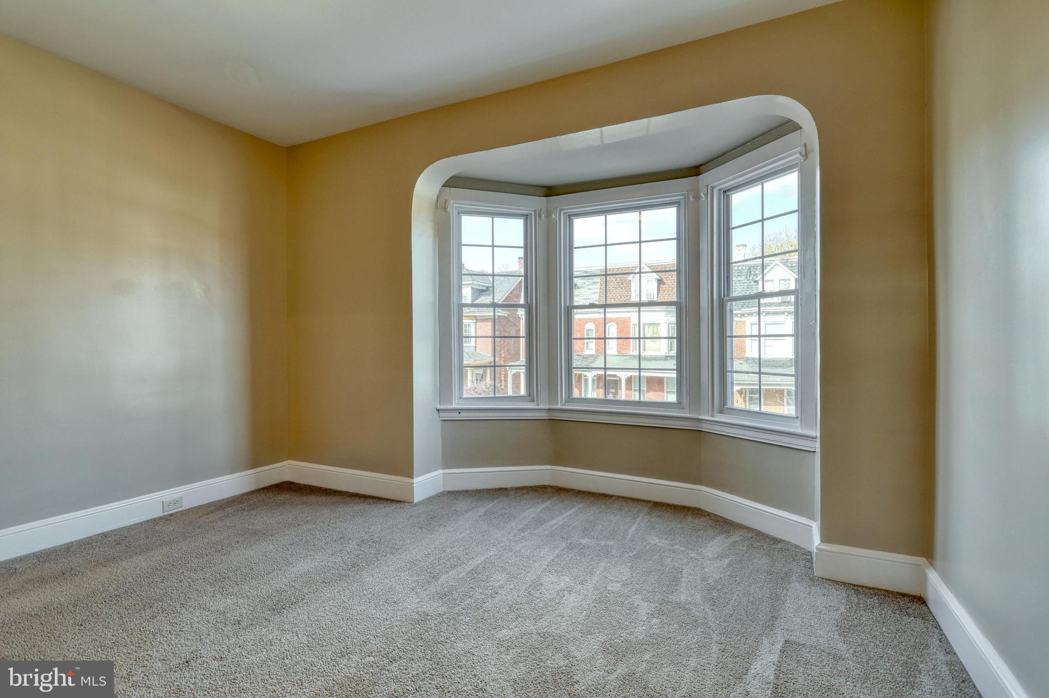 THE AVENUES - Residential