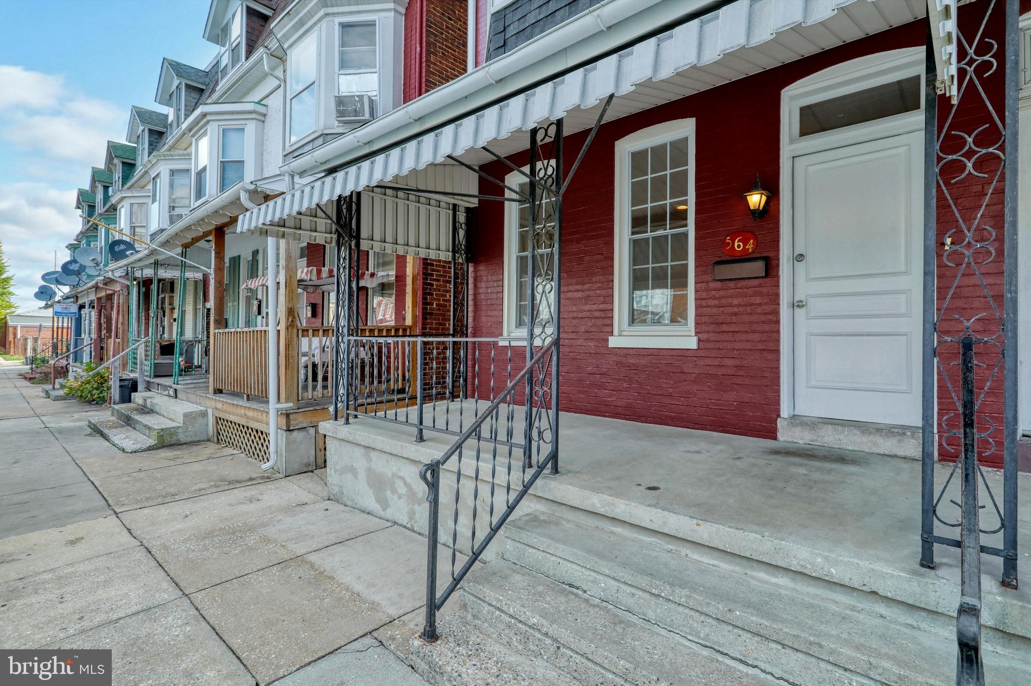 THE AVENUES - Residential