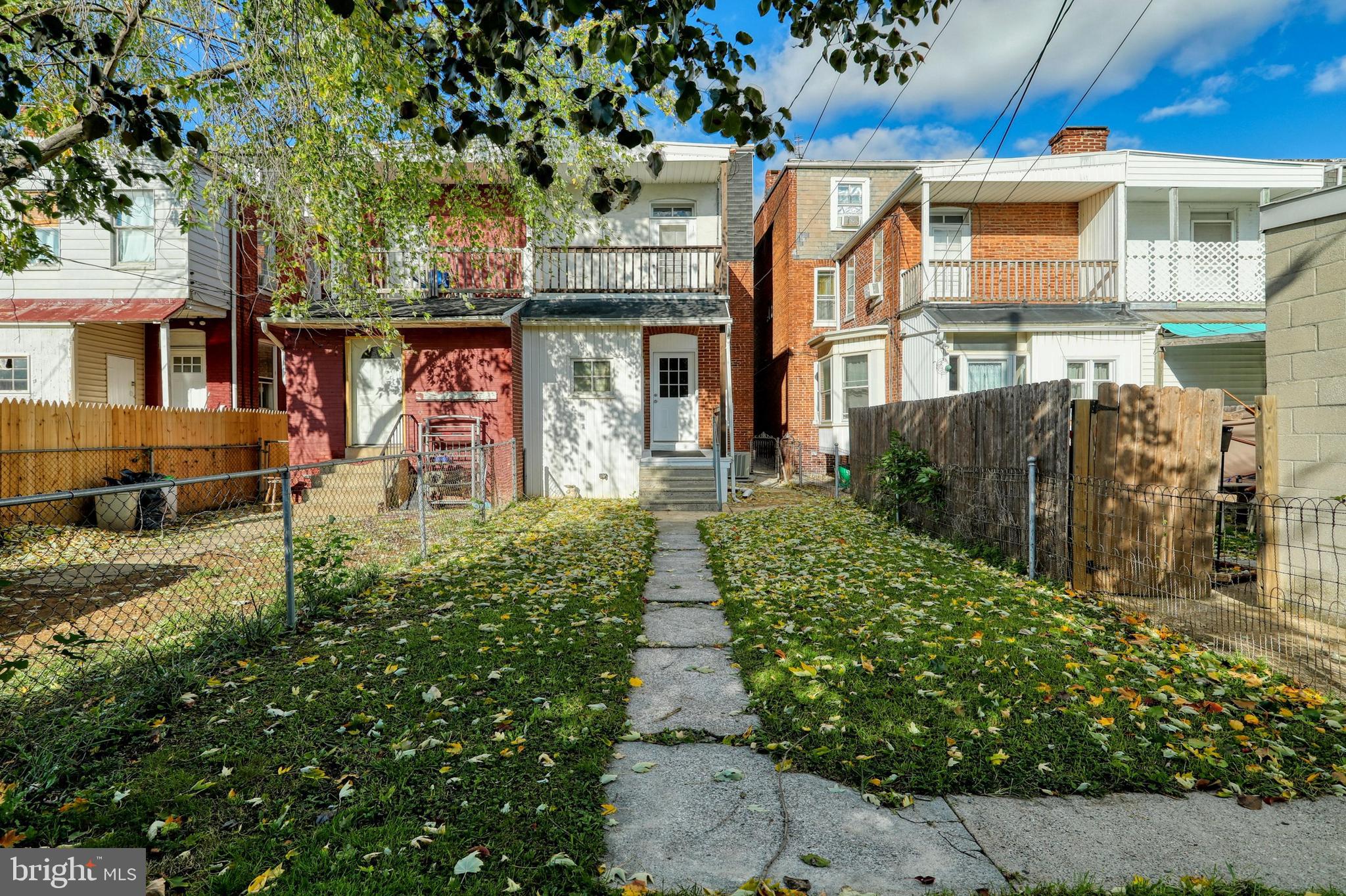 THE AVENUES - Residential