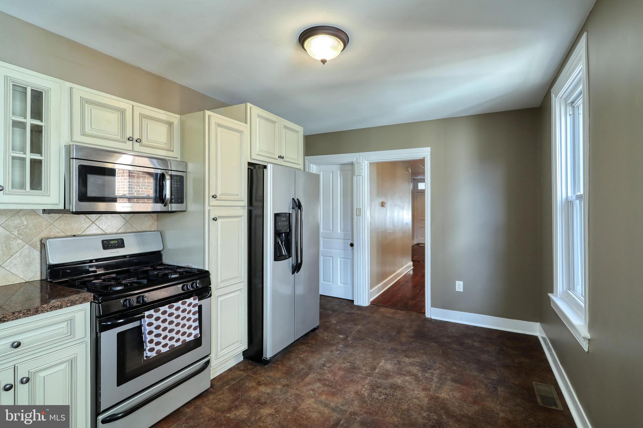 THE AVENUES - Residential