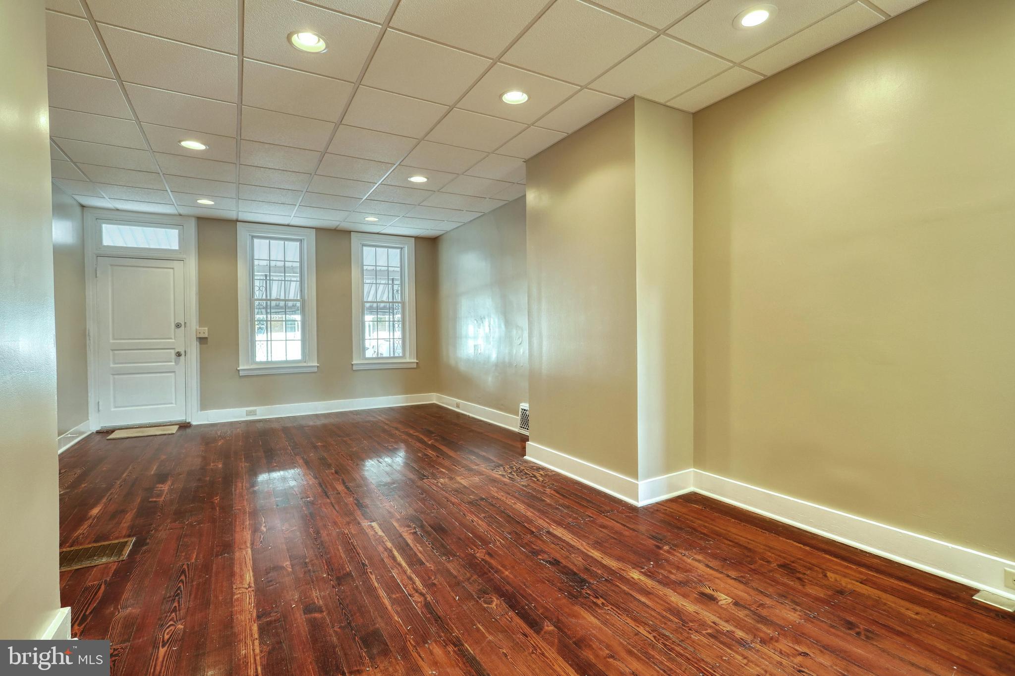 THE AVENUES - Residential