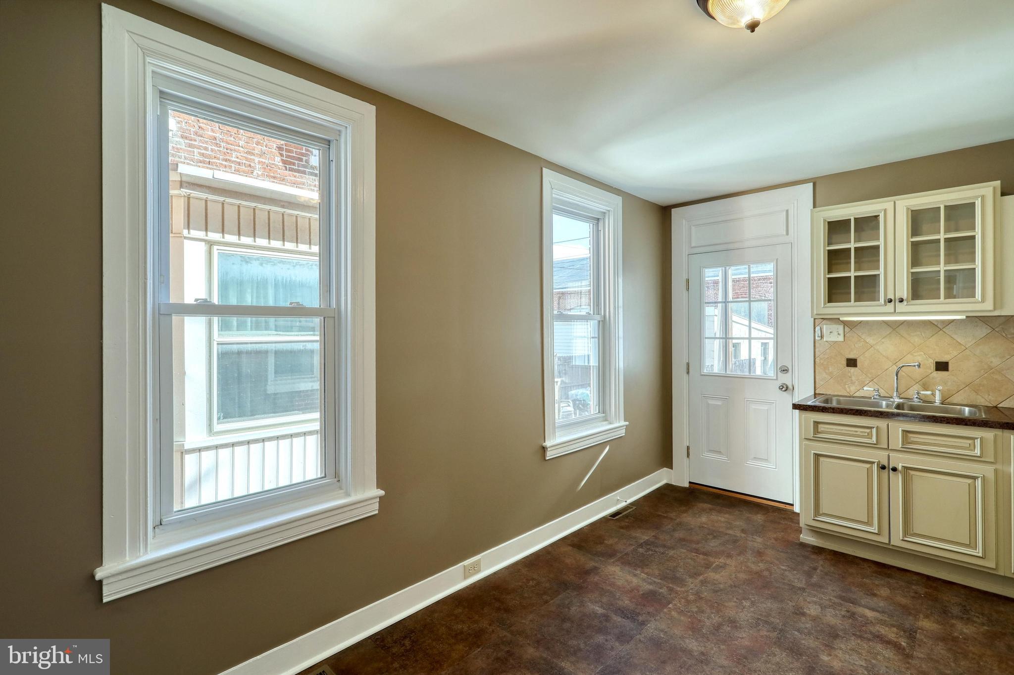 THE AVENUES - Residential