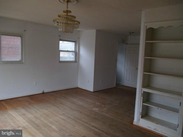 LANDOVER KNOLLS - Residential