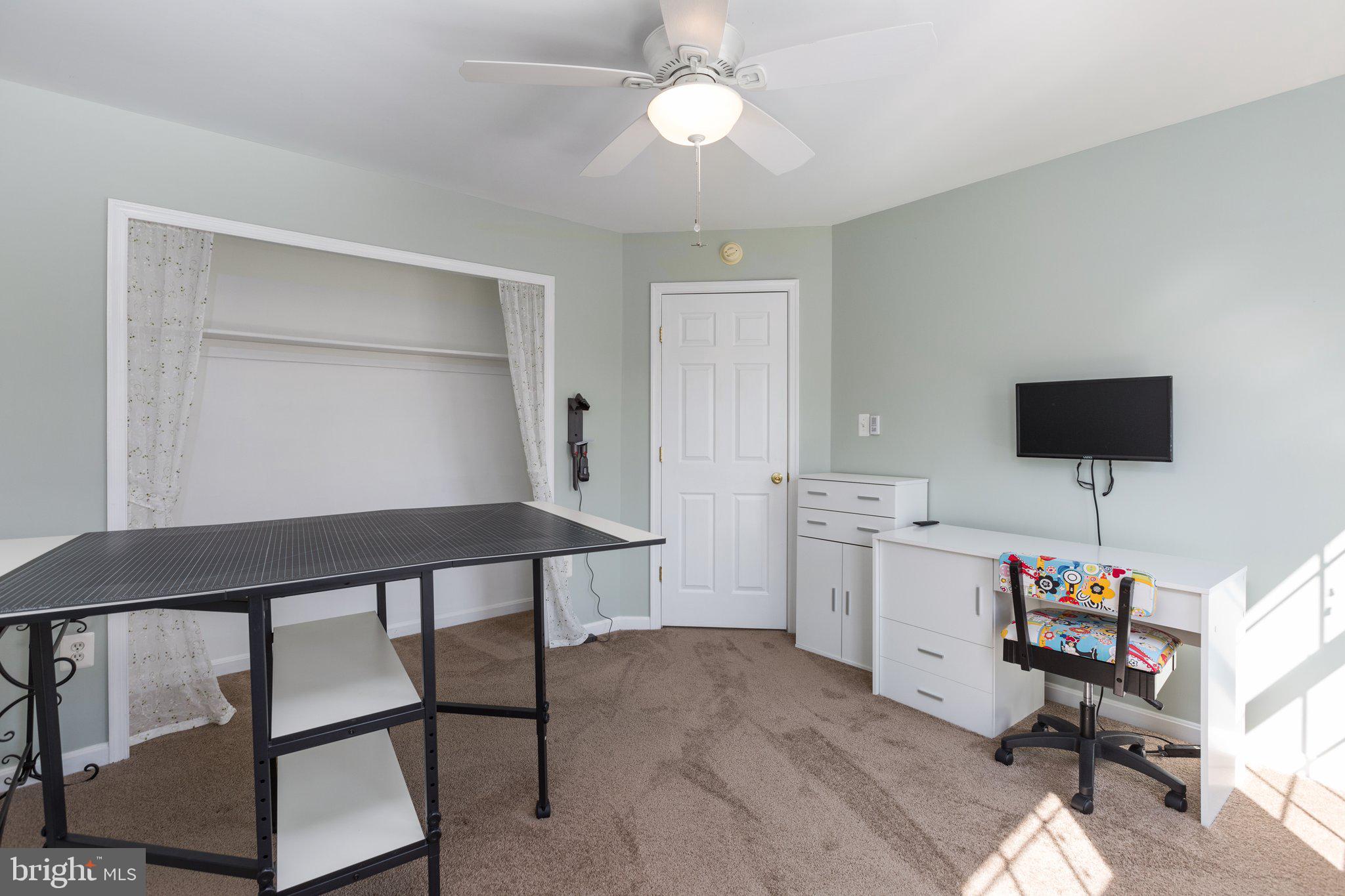 STAFFORD LAKES VILLAGE - Residential