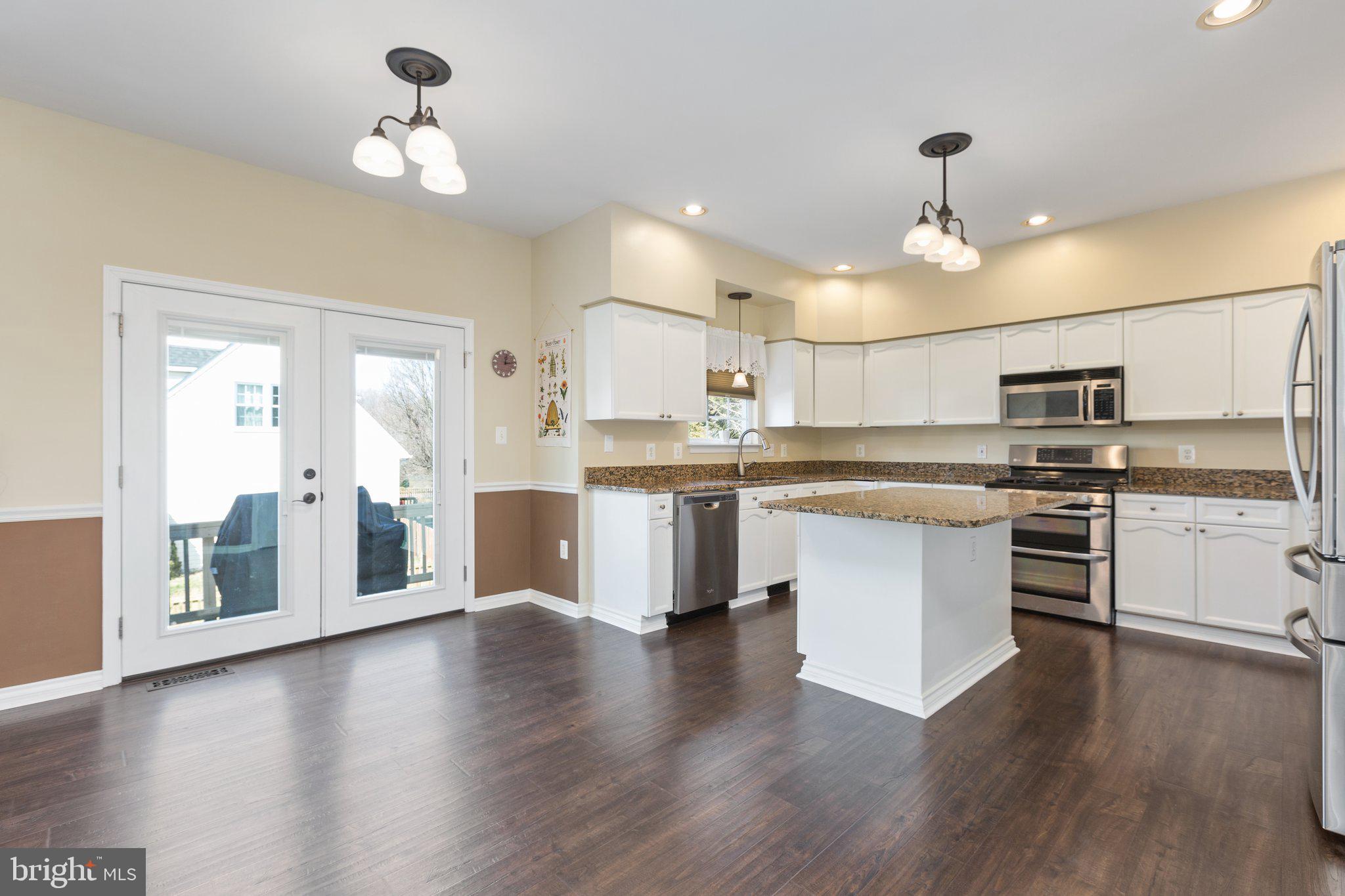 STAFFORD LAKES VILLAGE - Residential