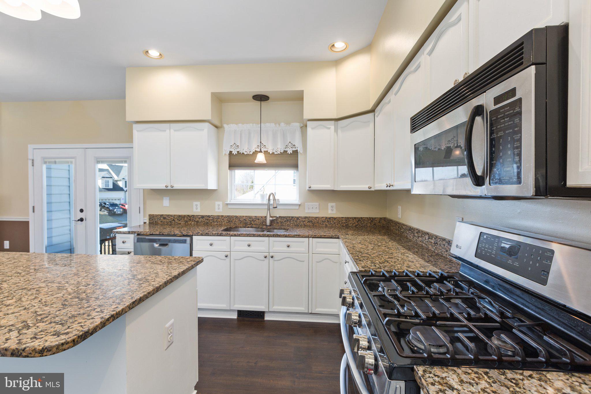 STAFFORD LAKES VILLAGE - Residential