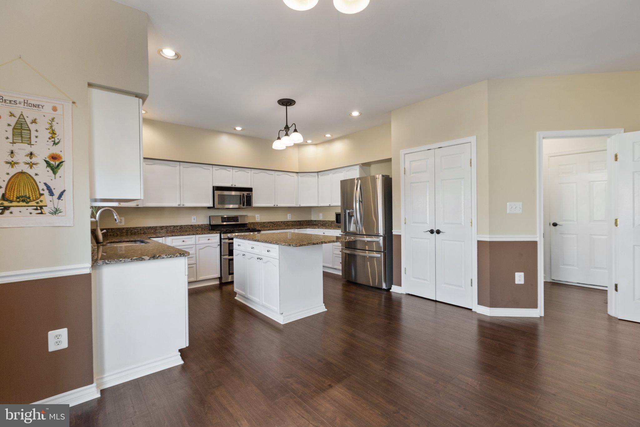 STAFFORD LAKES VILLAGE - Residential