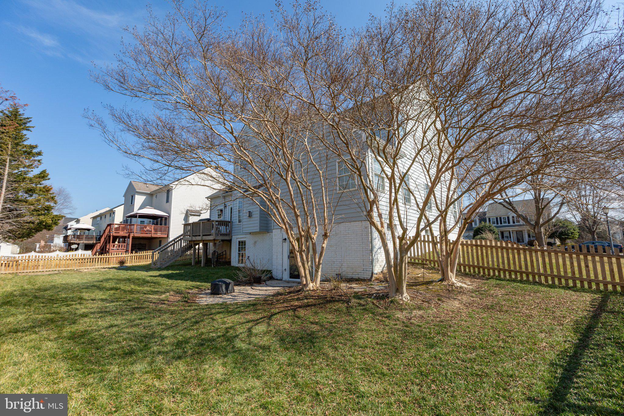 STAFFORD LAKES VILLAGE - Residential