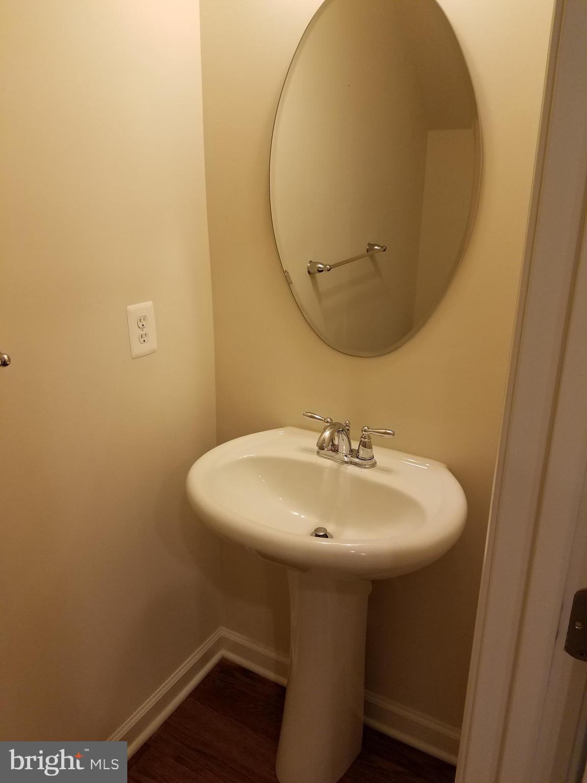 HALL STATION CONDO - Residential Lease