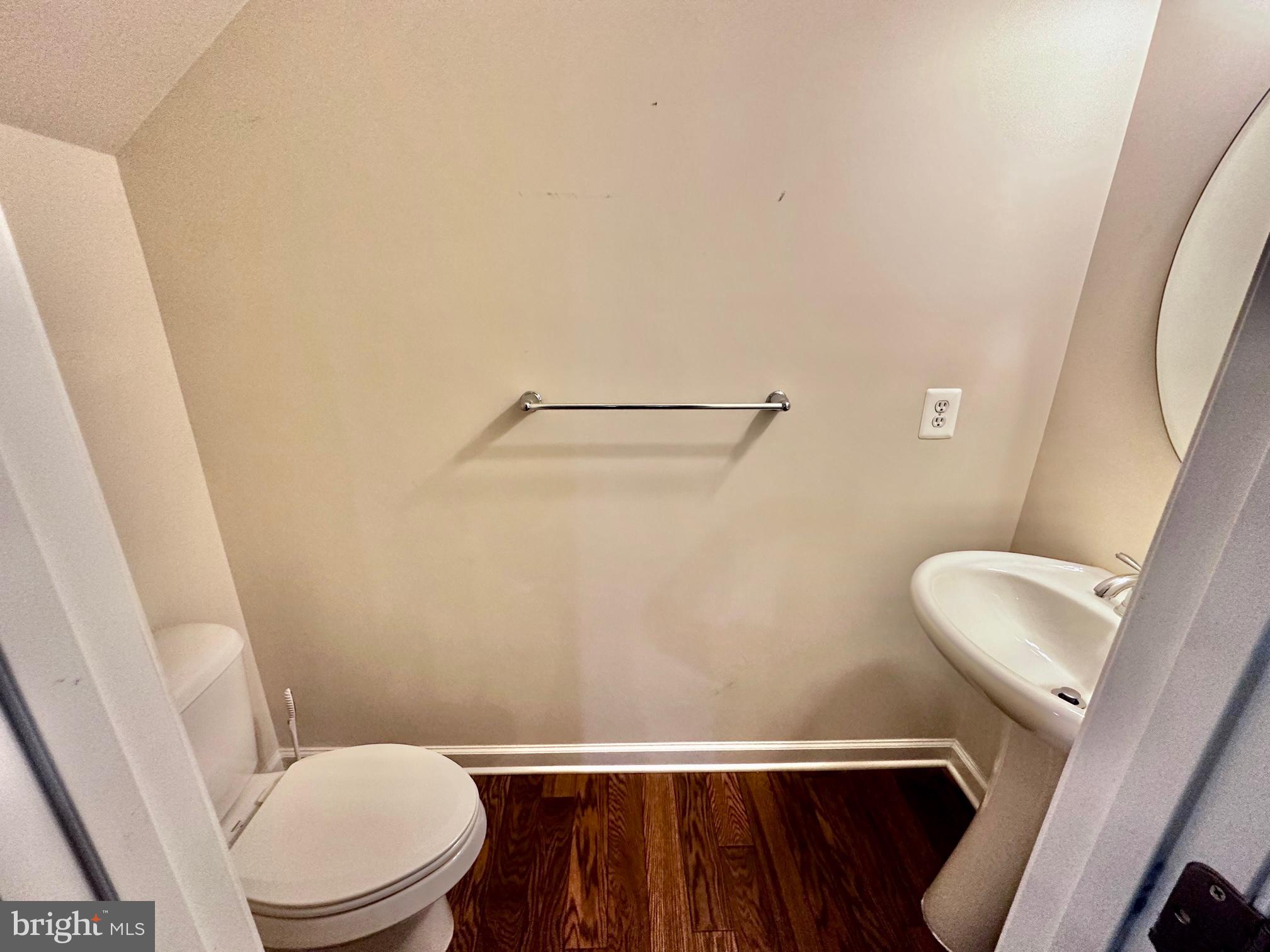 HALL STATION CONDO - Residential Lease