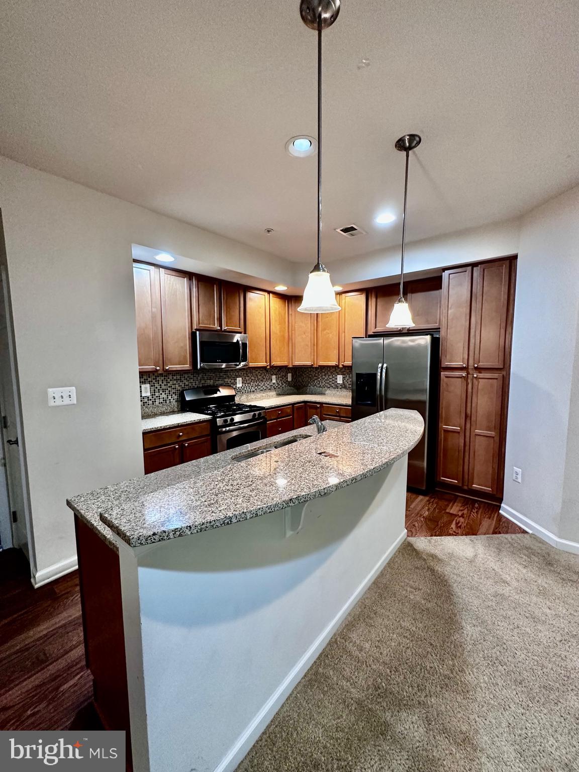 HALL STATION CONDO - Residential Lease