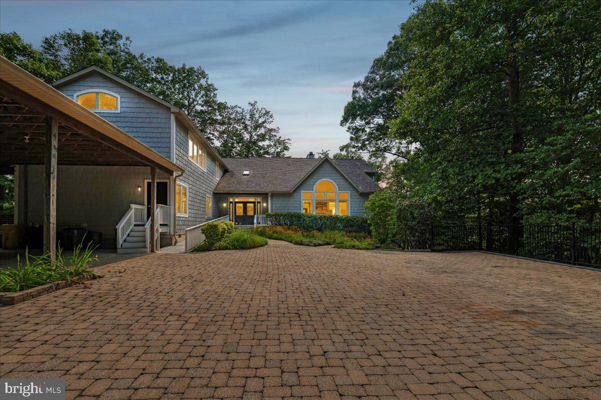 126 GILBERT COURT