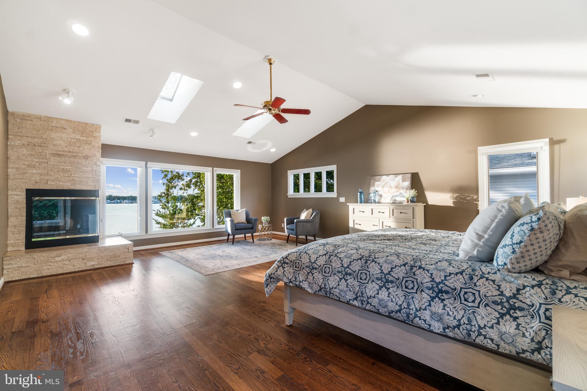 WEST RIVER - Residential