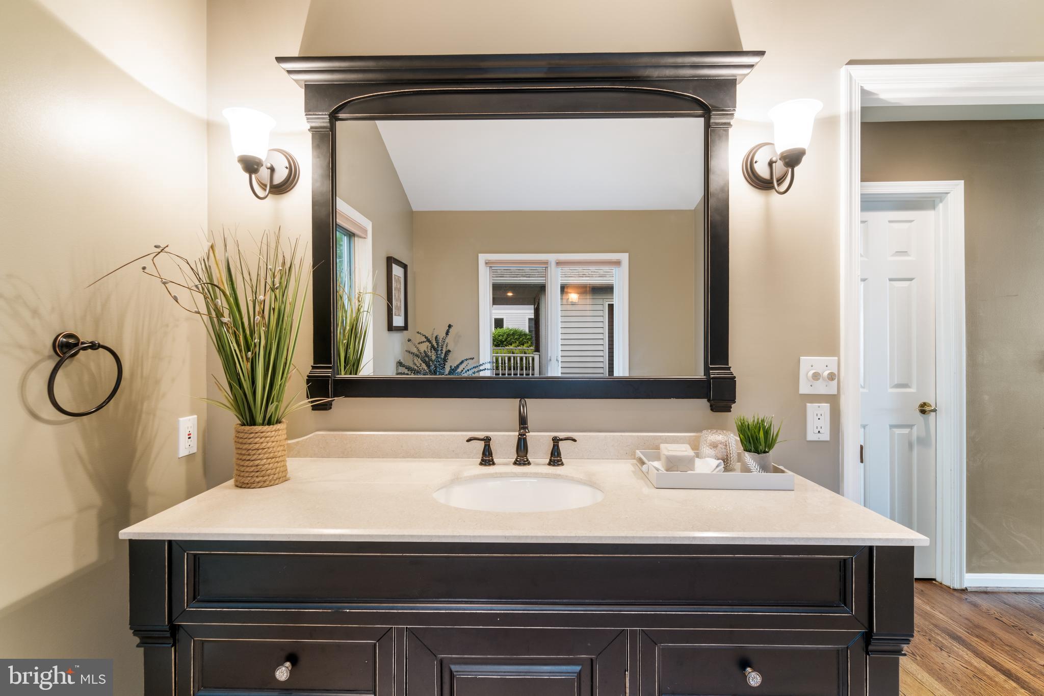 WEST RIVER - Residential