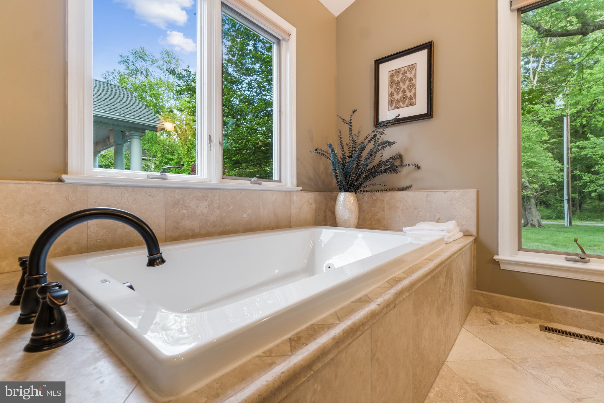 WEST RIVER - Residential