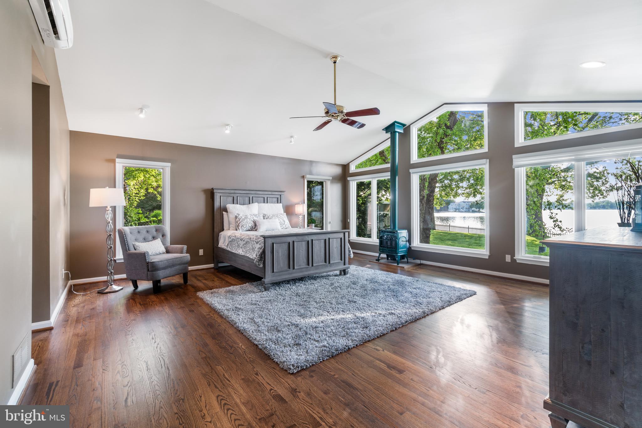 WEST RIVER - Residential