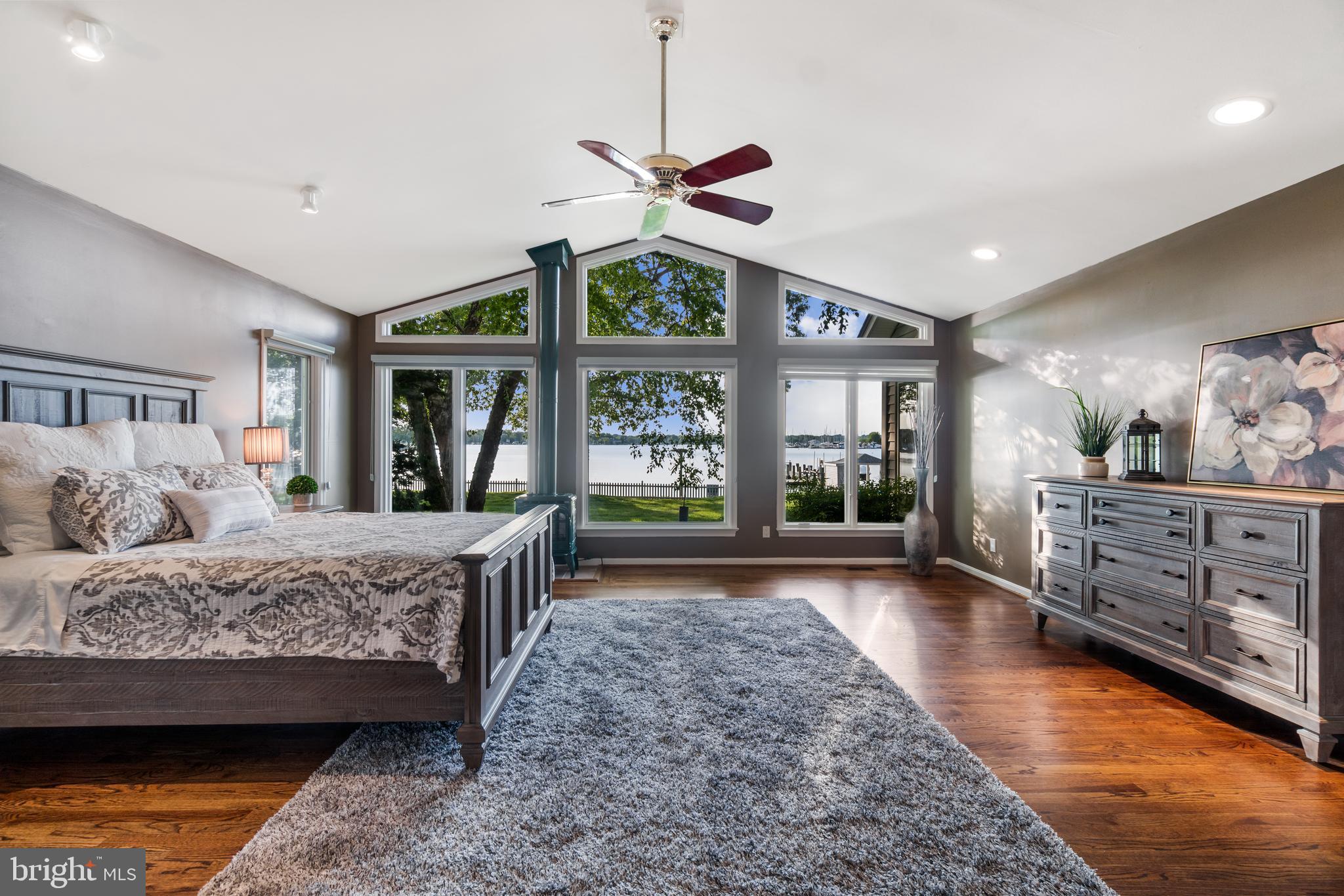 WEST RIVER - Residential