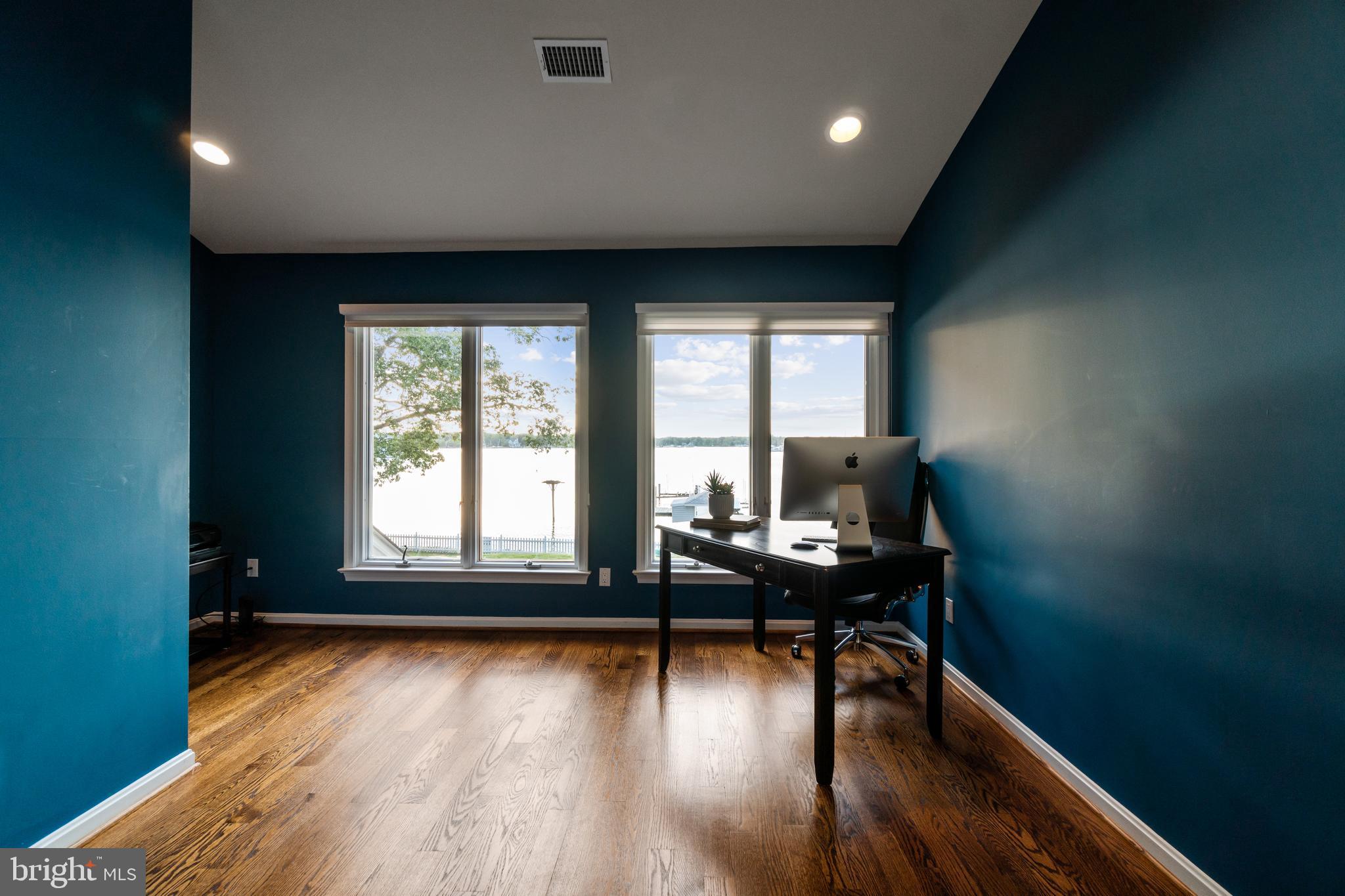 WEST RIVER - Residential