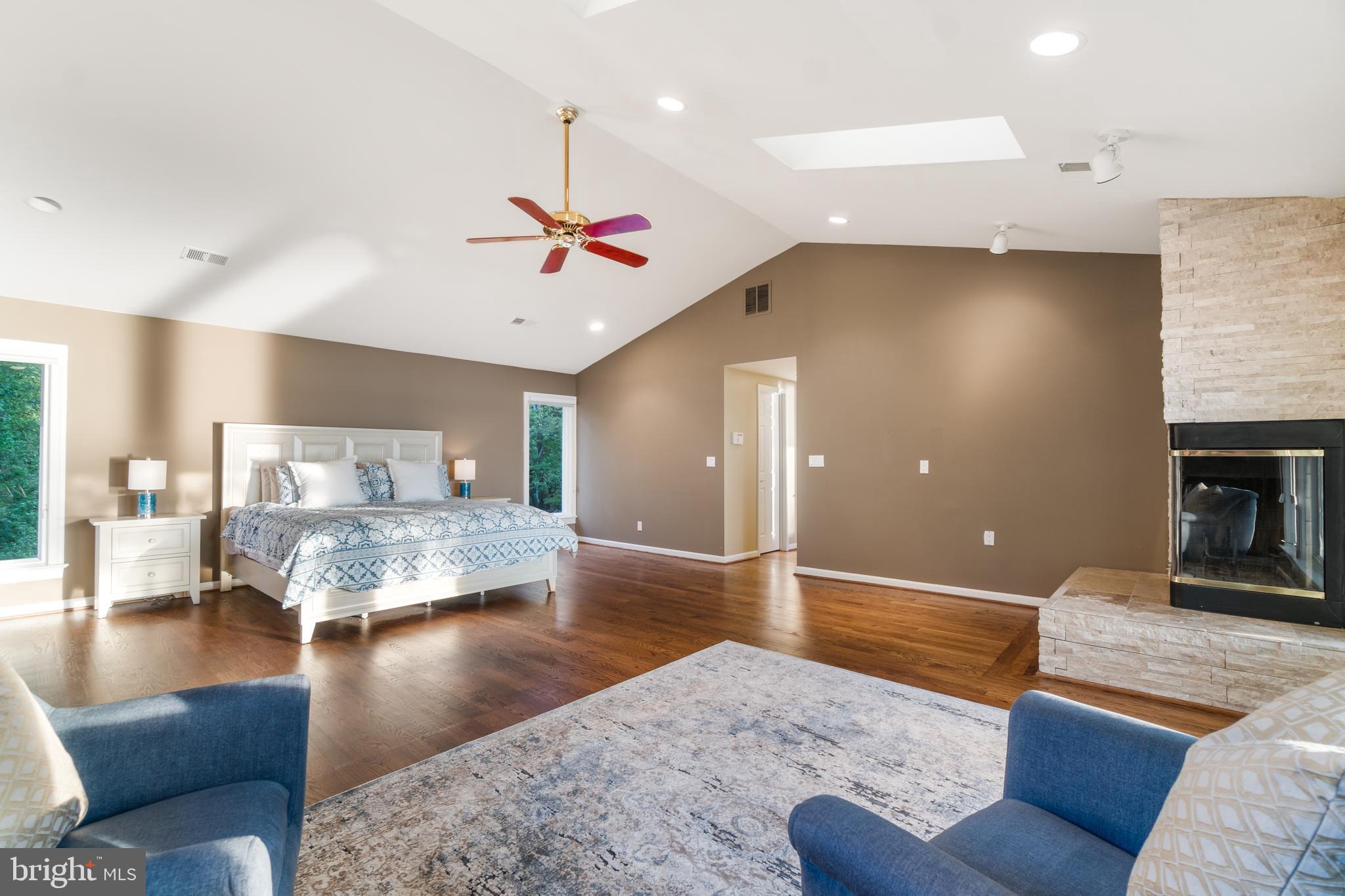 WEST RIVER - Residential