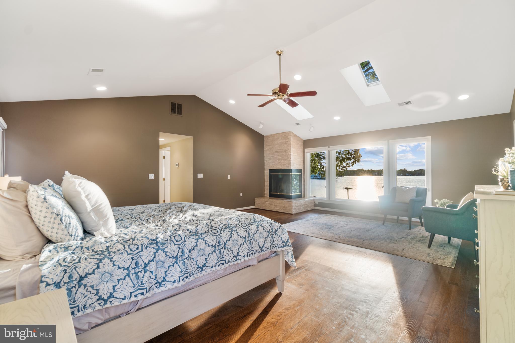 WEST RIVER - Residential