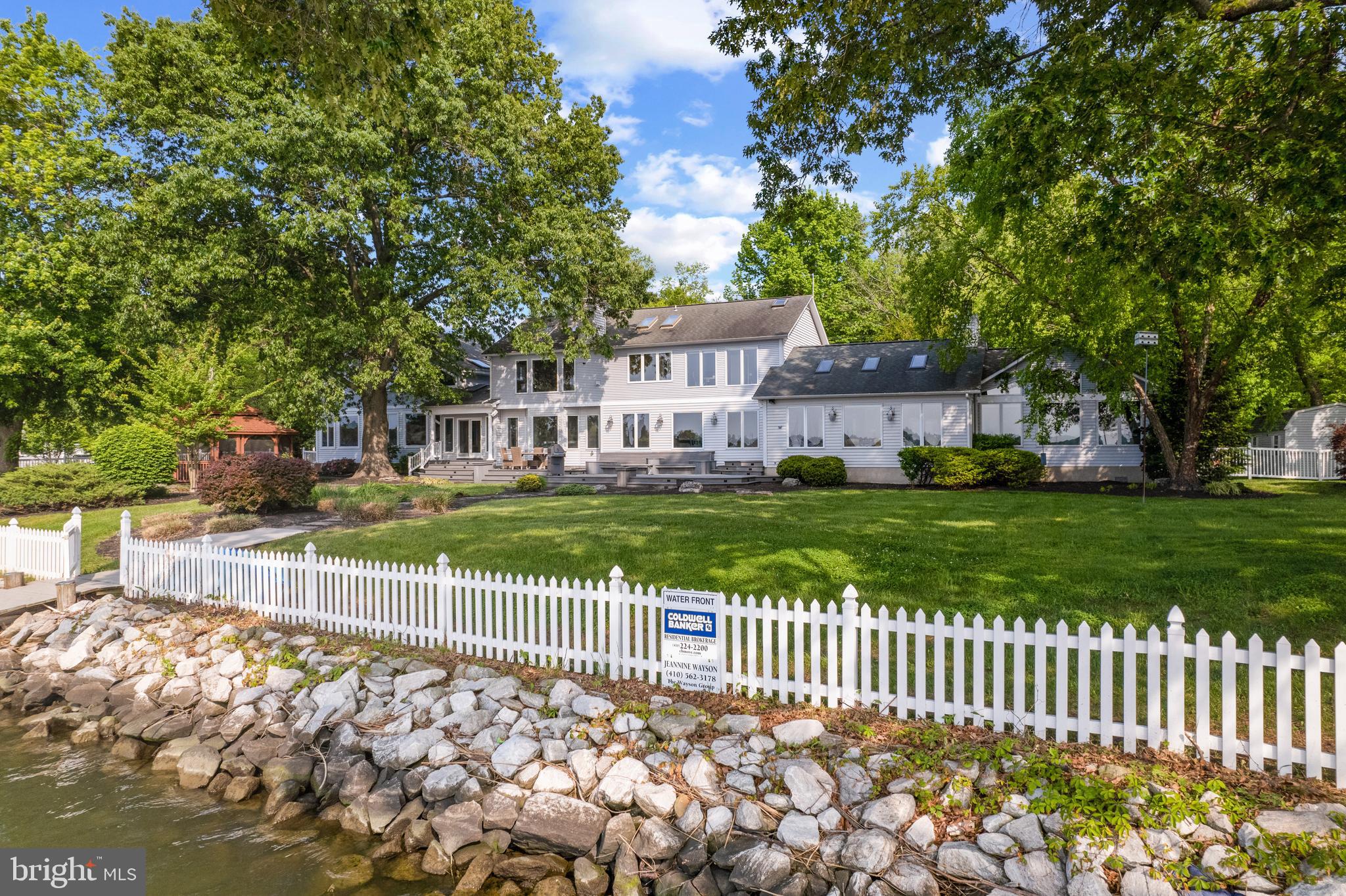 WEST RIVER - Residential