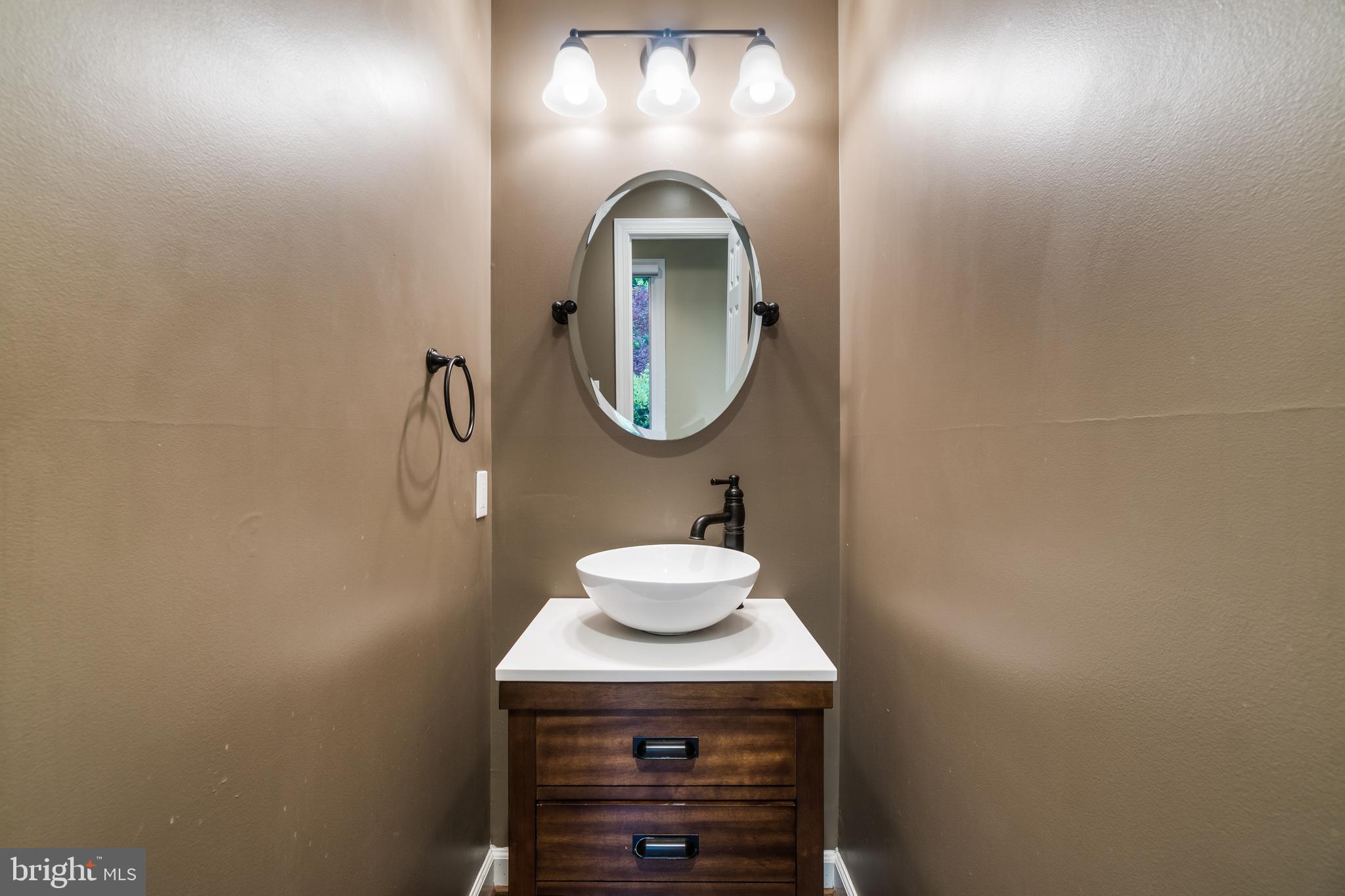 WEST RIVER - Residential