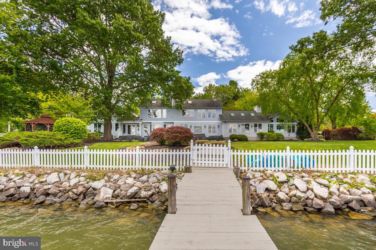 WEST RIVER - Residential