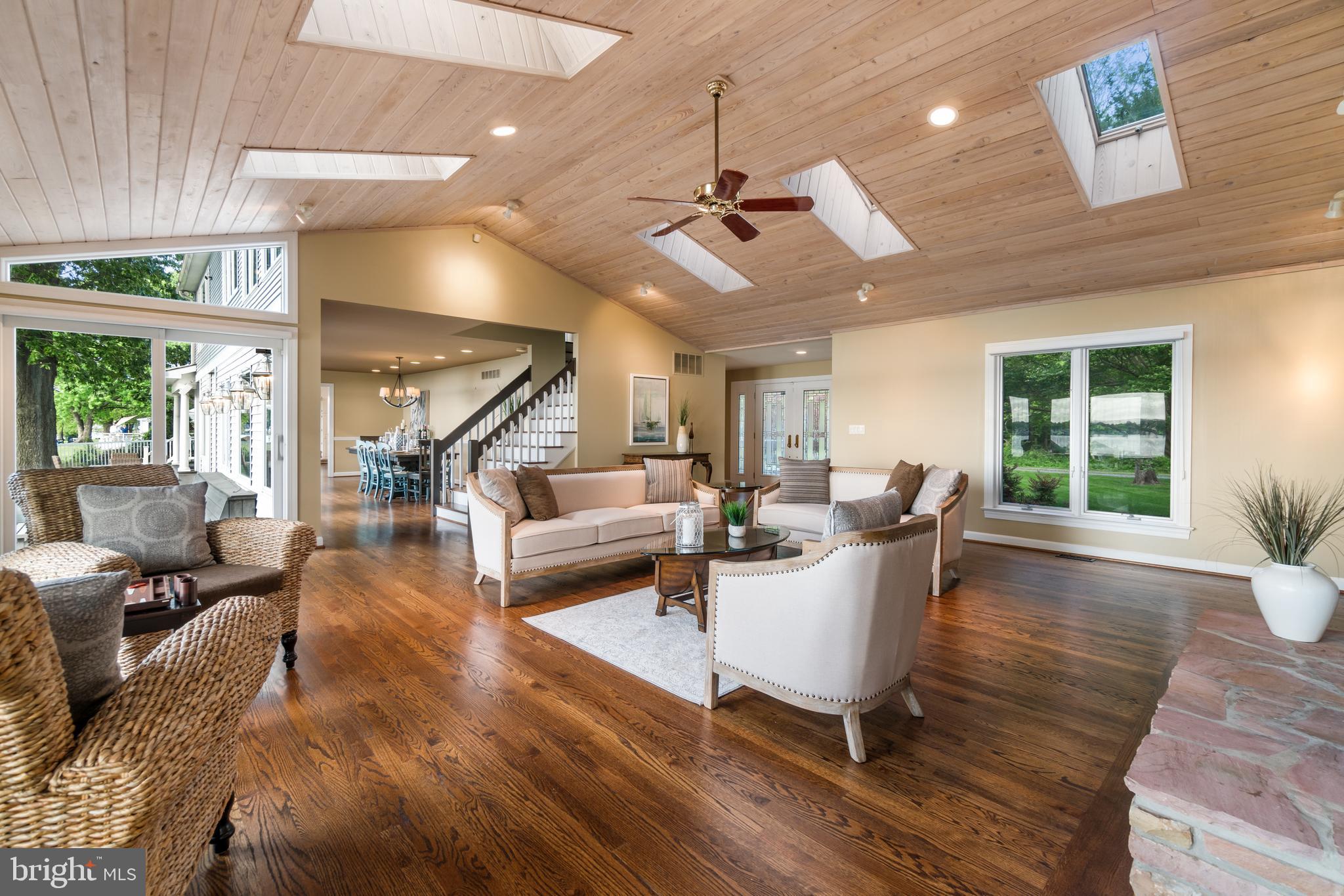 WEST RIVER - Residential