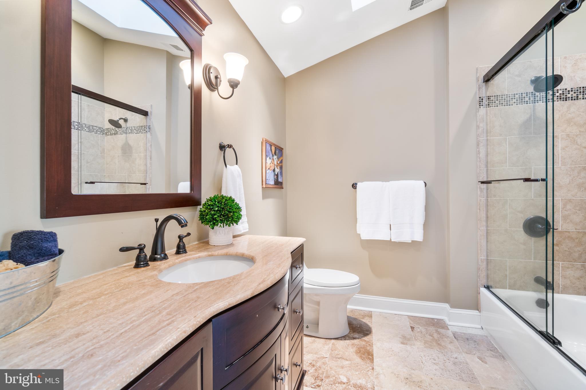 WEST RIVER - Residential