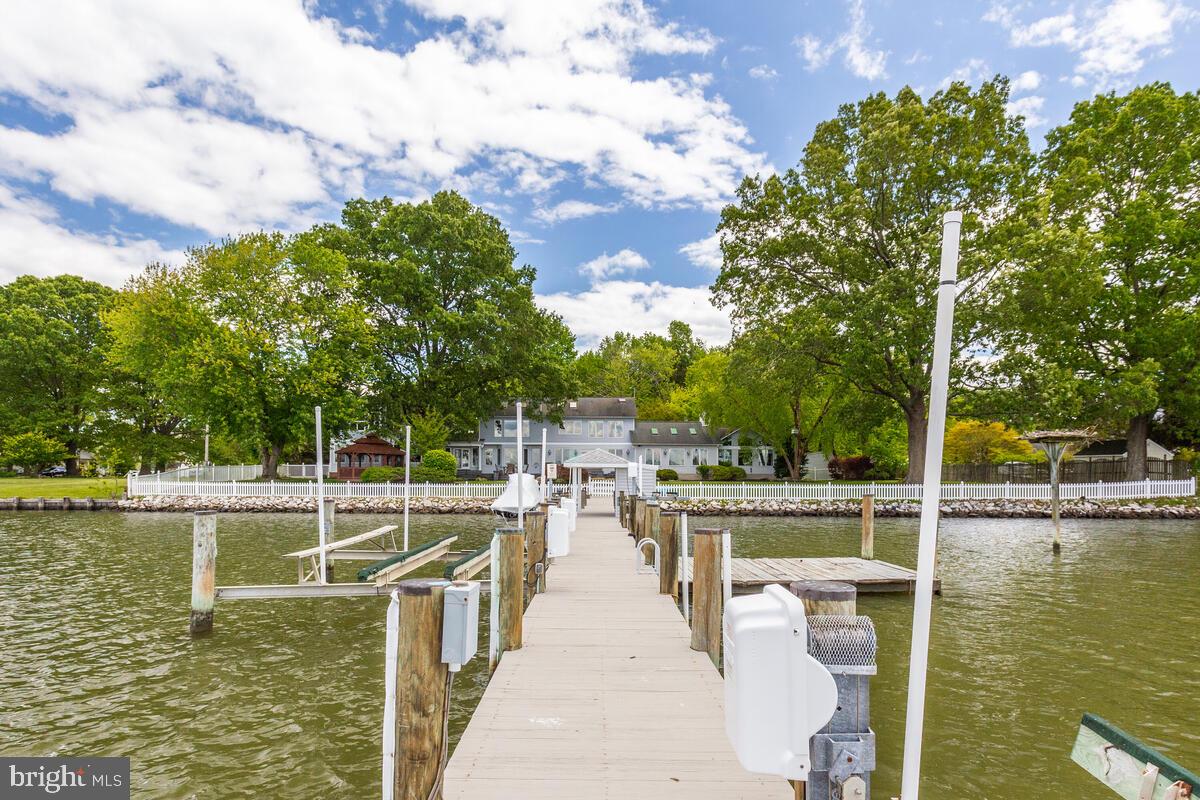 WEST RIVER - Residential