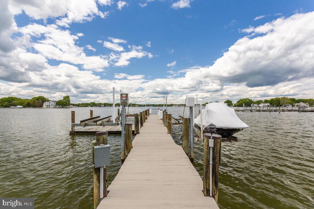 WEST RIVER - Residential