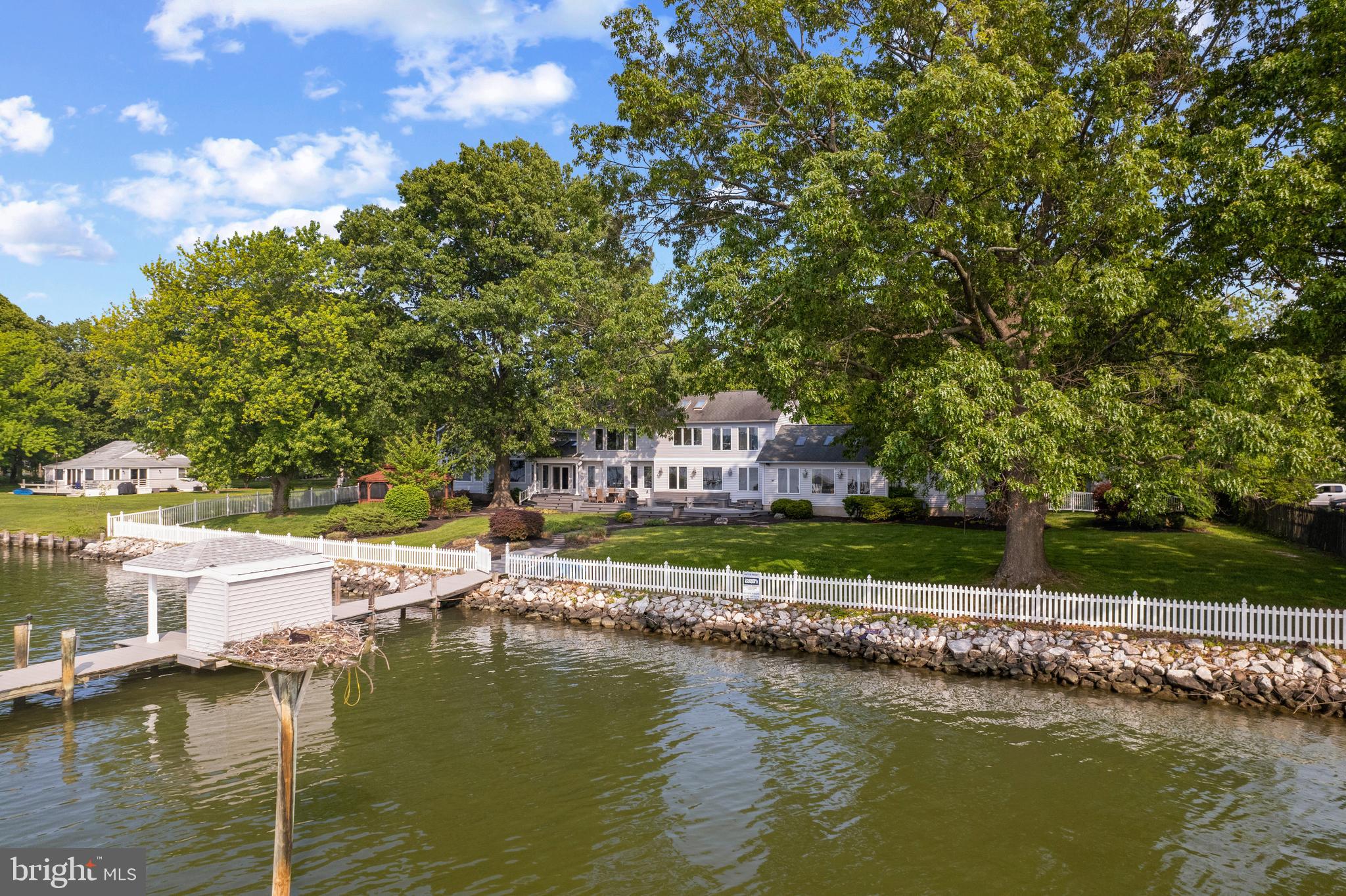 WEST RIVER - Residential