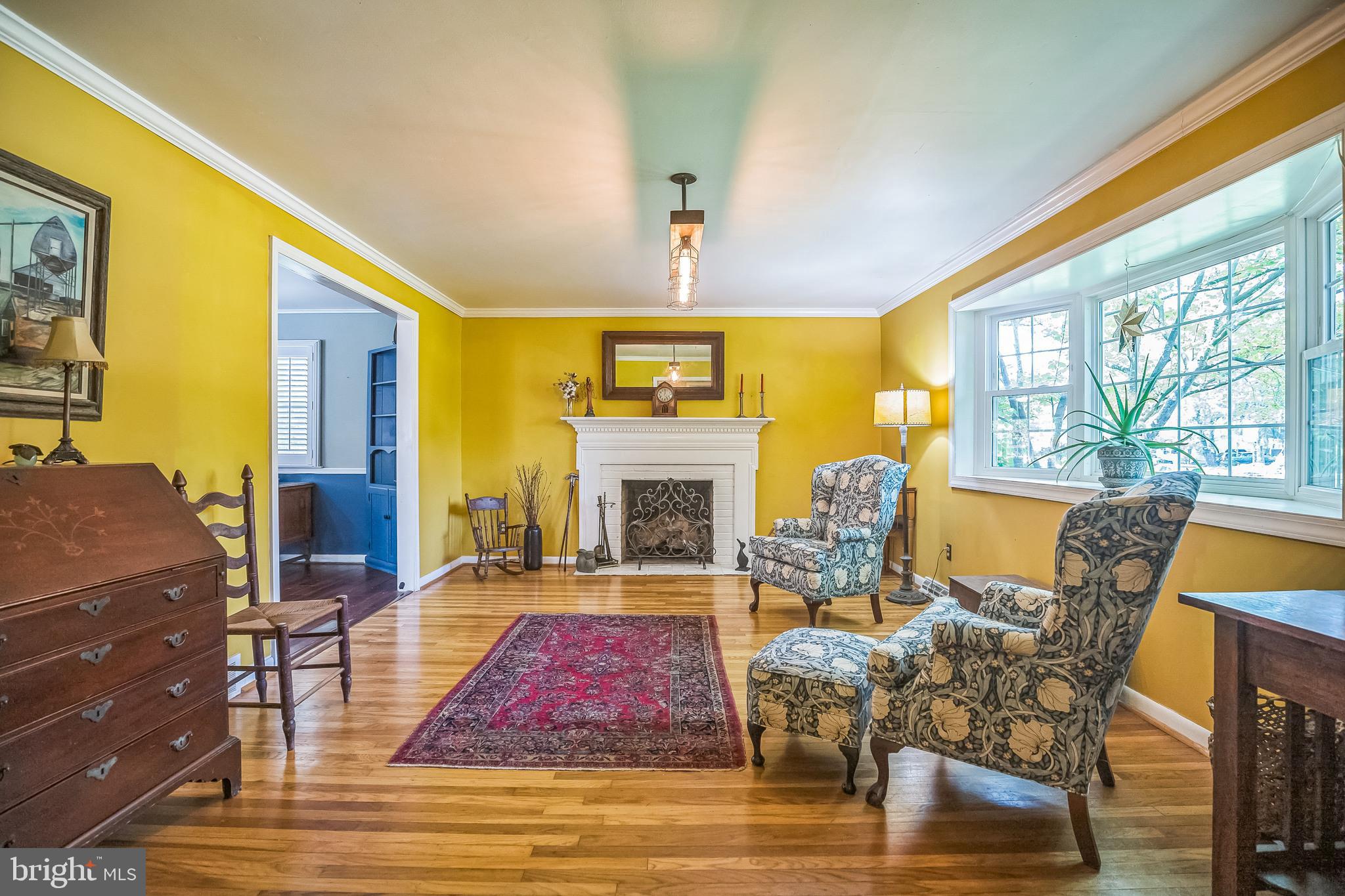 1737 HOLMES ROAD