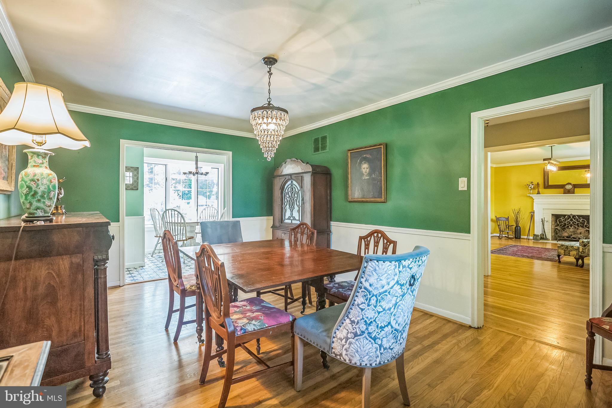 1737 HOLMES ROAD