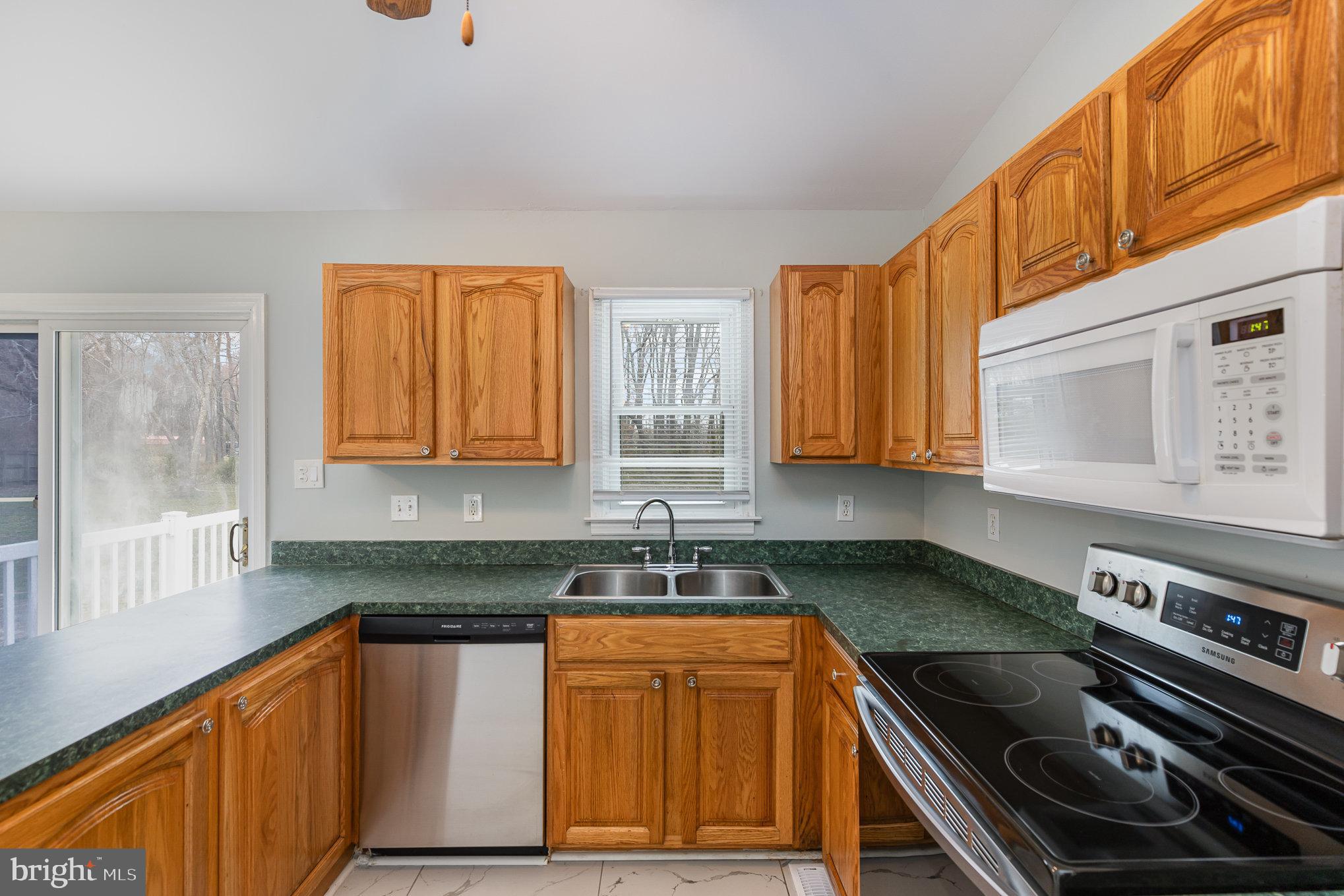 RAINTREE - Residential