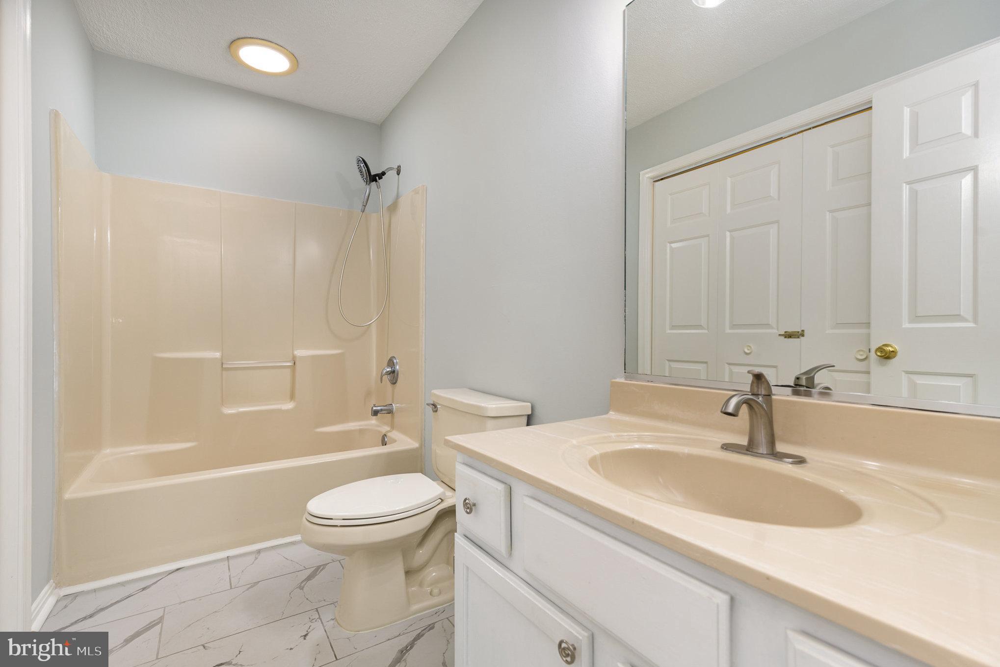 RAINTREE - Residential