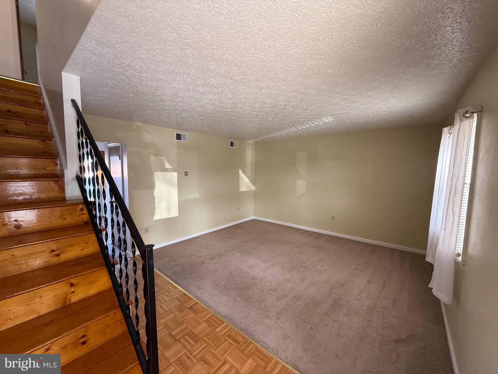 2352 ROOSEVELT BOULEVARD