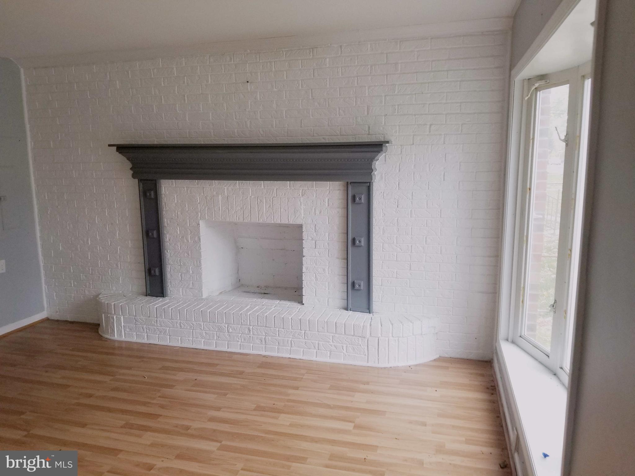 ARUNDEL GARDENS - Residential