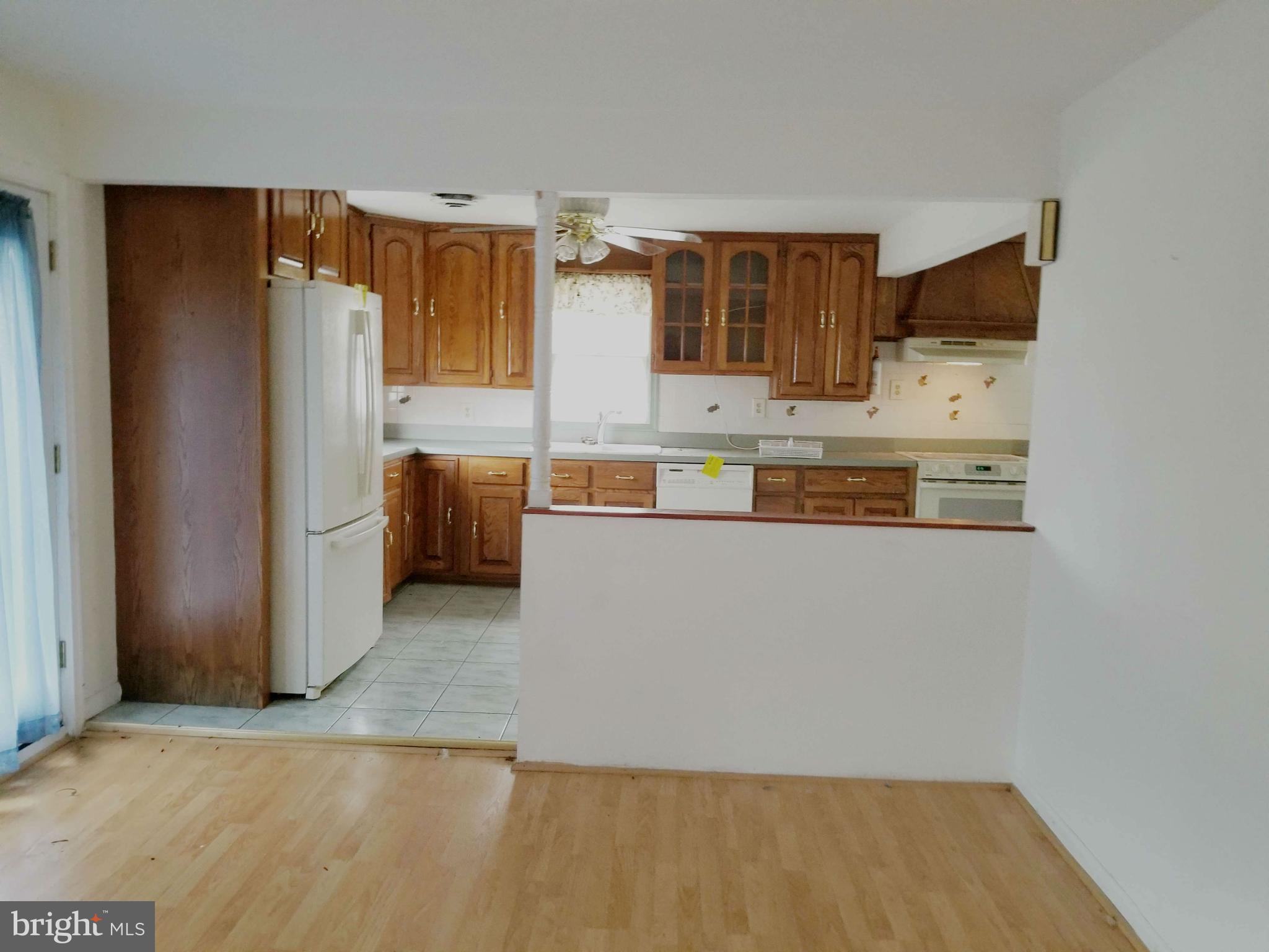 ARUNDEL GARDENS - Residential