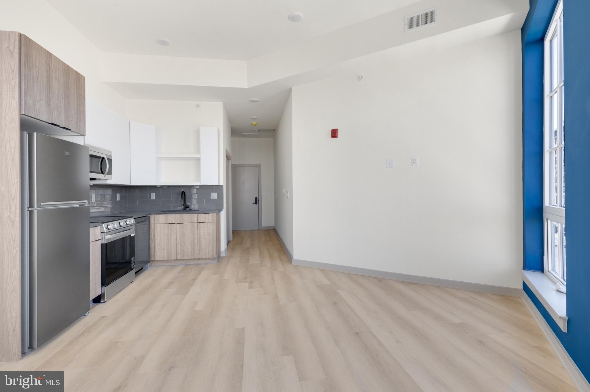 SPRING GARDEN - Residential Lease