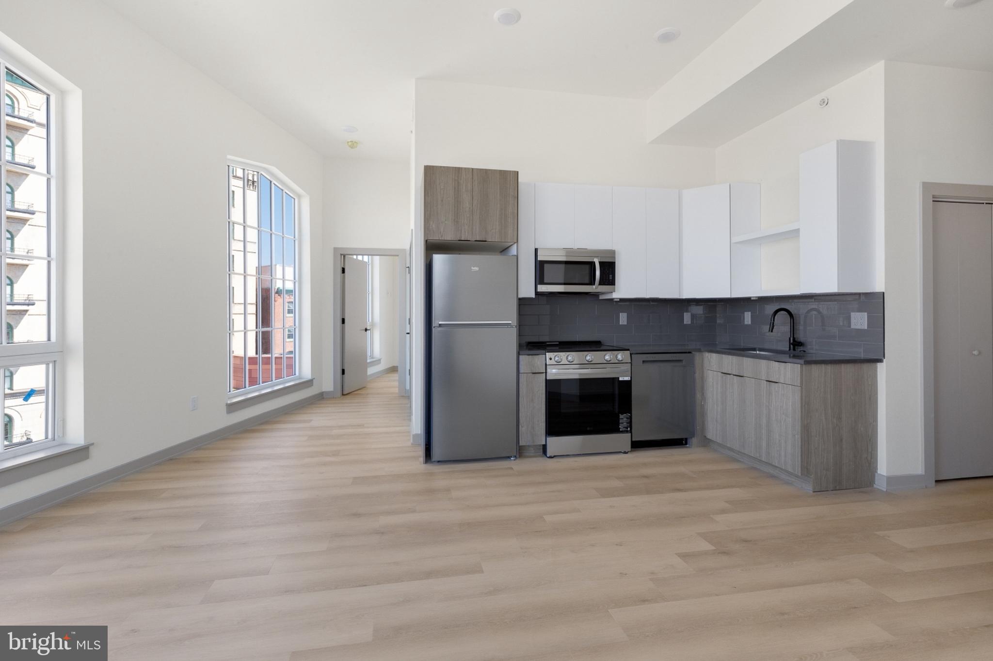 SPRING GARDEN - Residential Lease