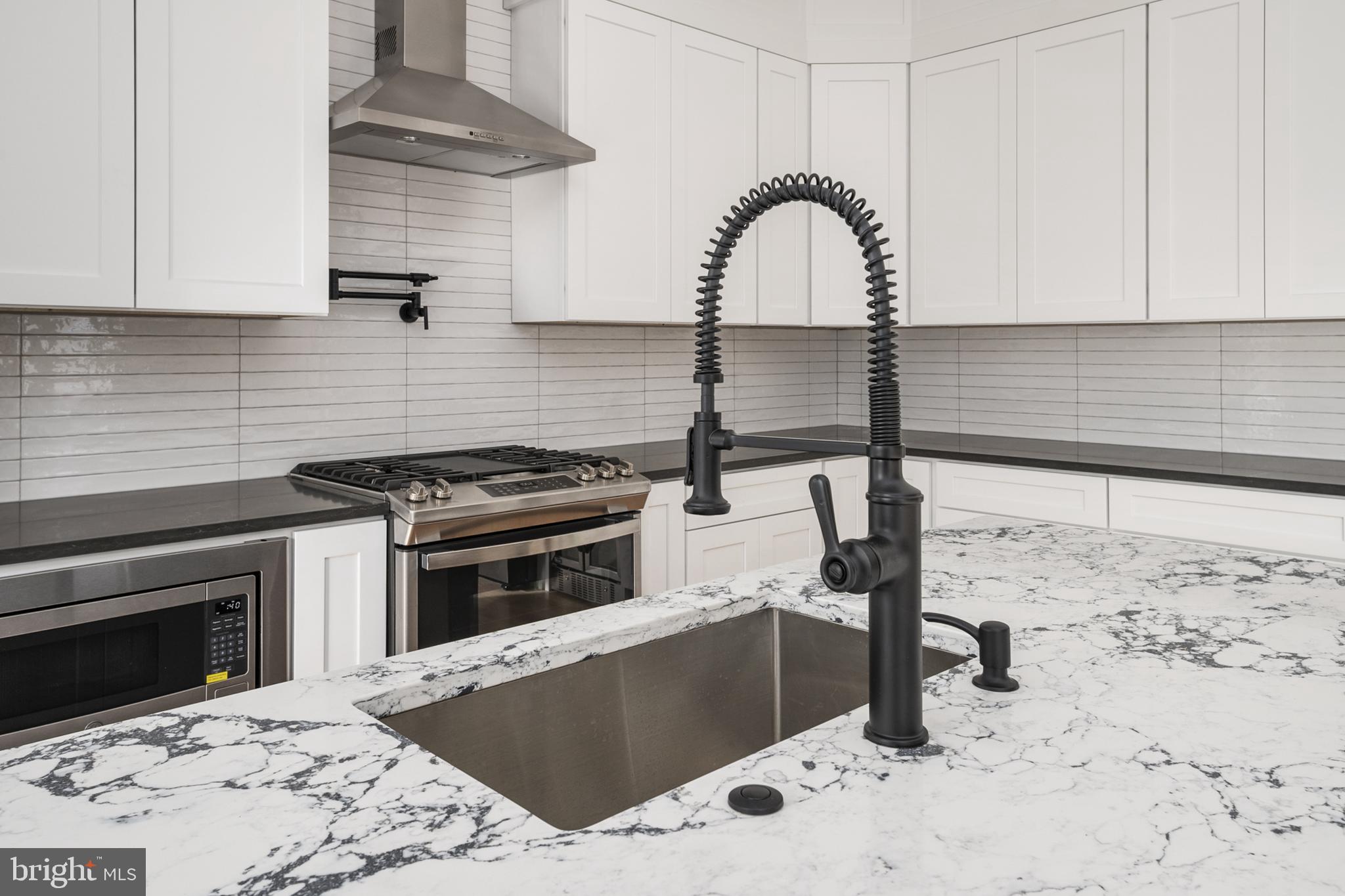 SUFFRAGE POINT - Residential